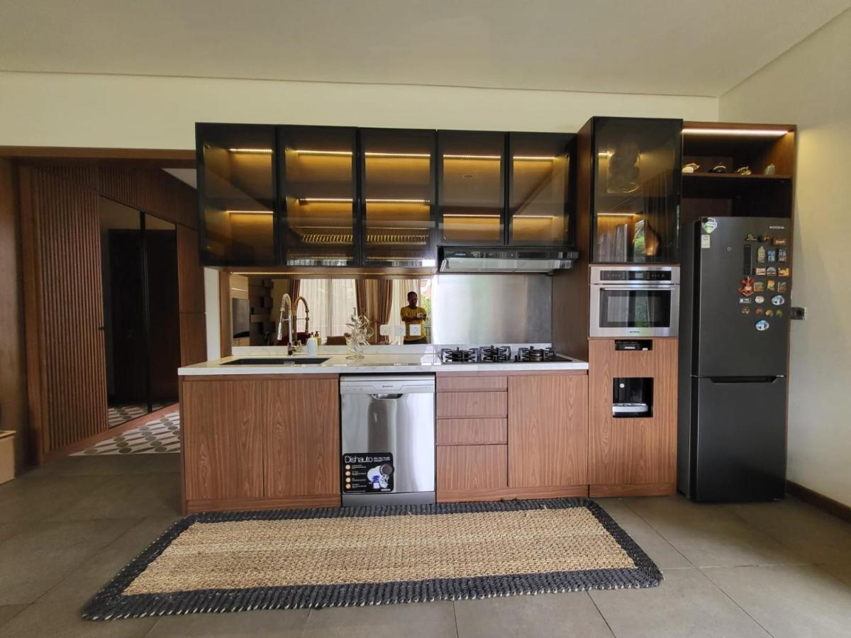 Villa Vimala Hills Semeru Bogor Exterior photo